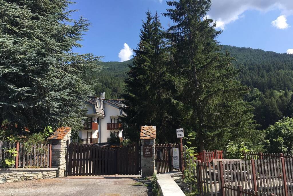 Maison Des Alpes Mansarda Oulx Eksteriør bilde